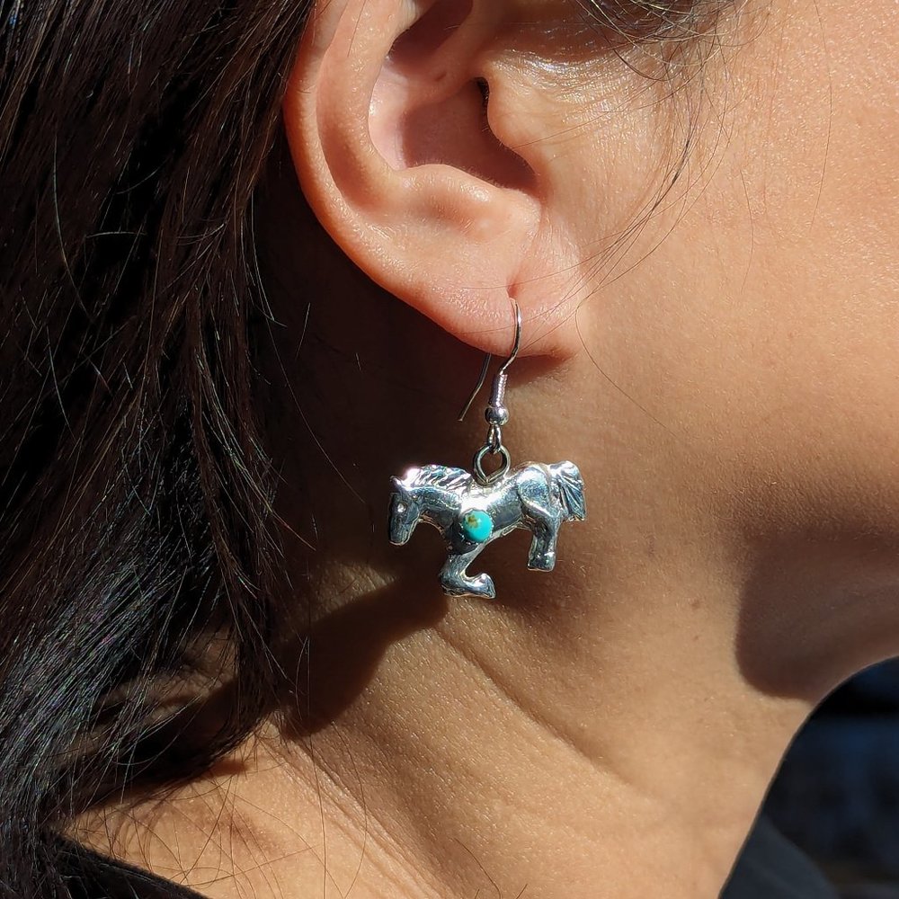 Native American Women's Blue Turquoise Horse Earrings Navajo Jewelry***